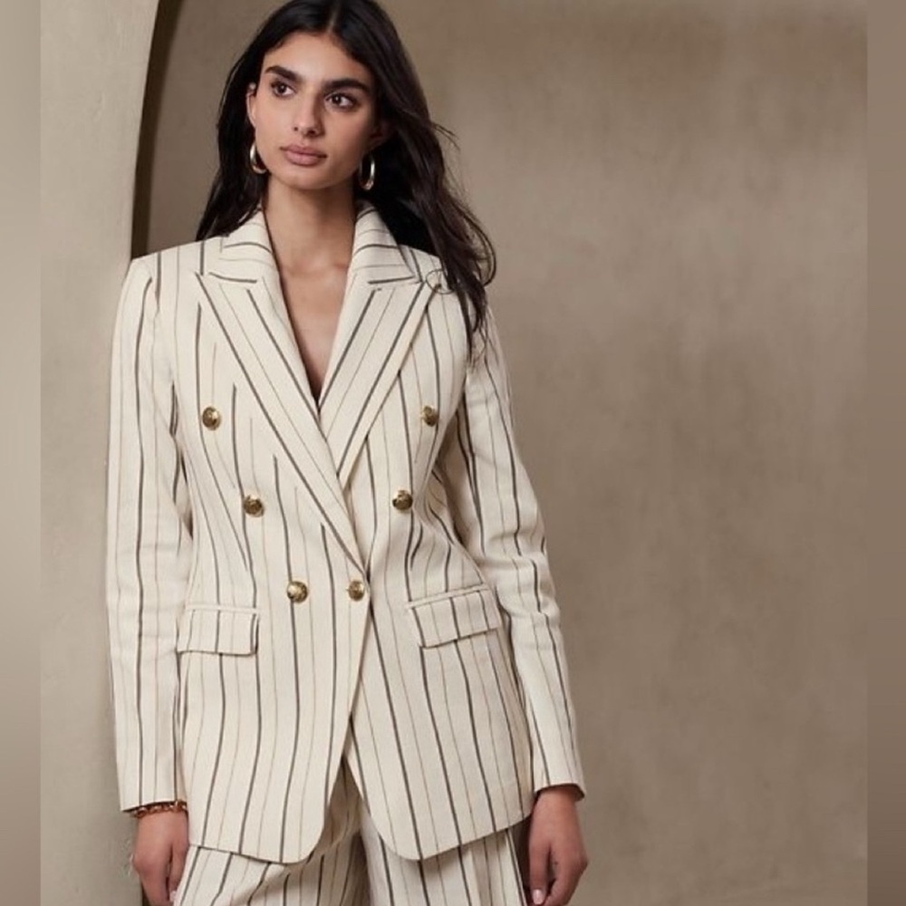Banana Republic Striped Blazer and Pants Size 2 Beige Suit NWTO - Picture 3 of 15